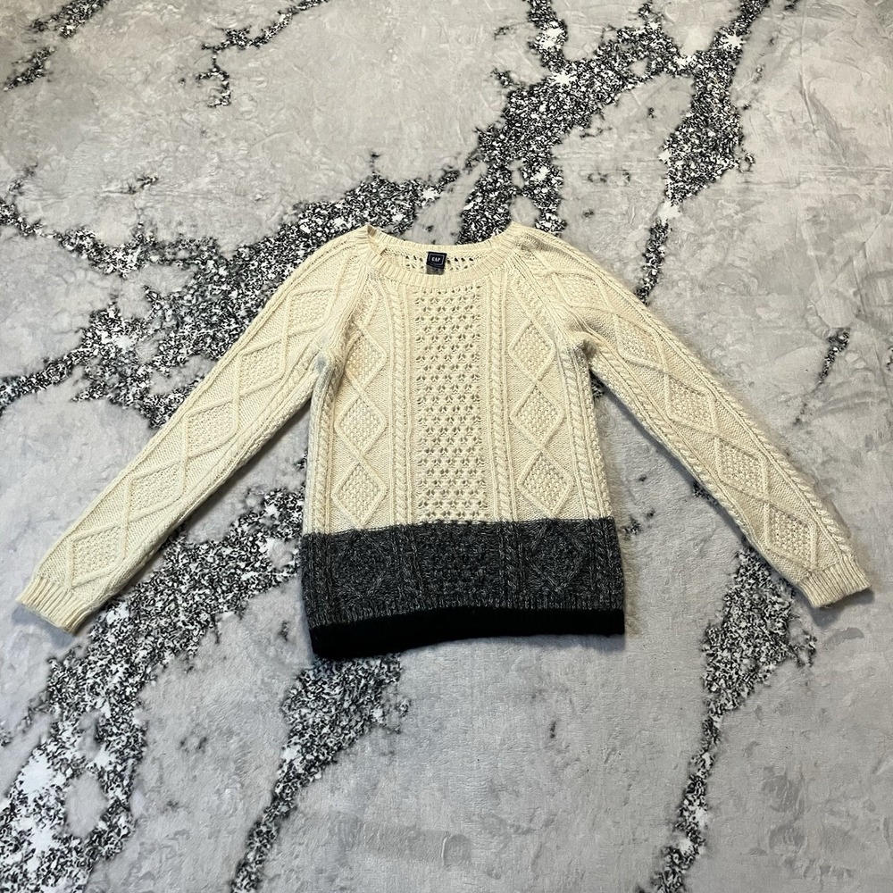 Gap Sweater Womens Size‎ XS Mohair Blend Cable Snow Cap Cozy Soft Long Sleeve
